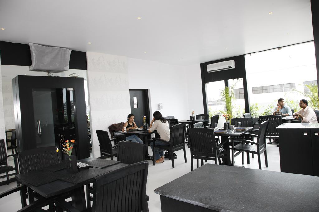 Ar Fontana Bay Aparthotel