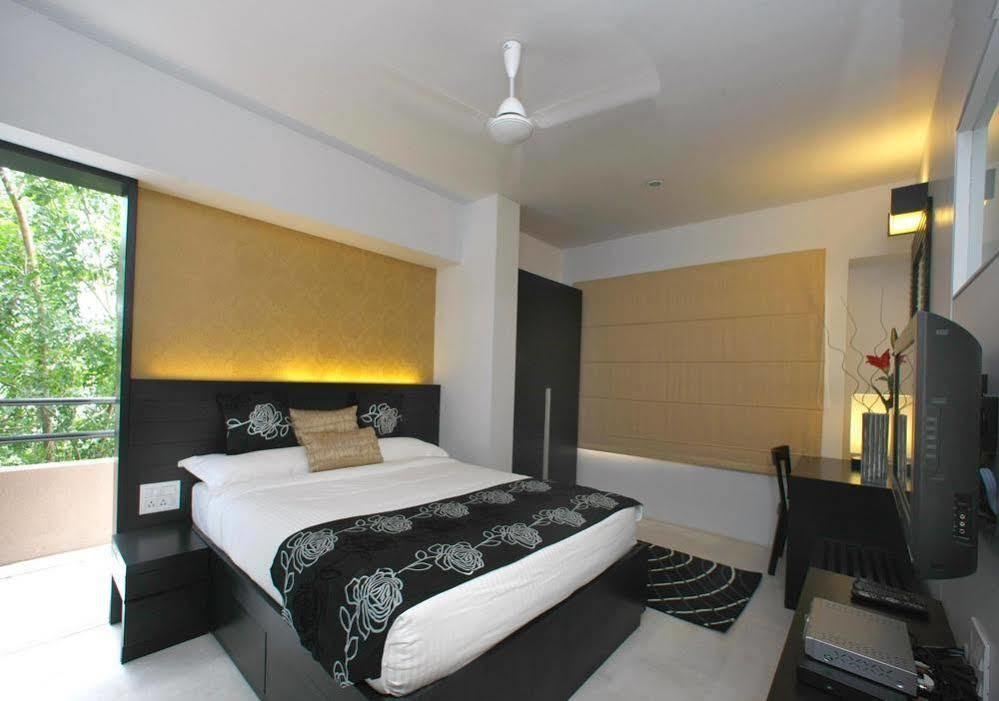 Ar Fontana Bay Aparthotel 3*