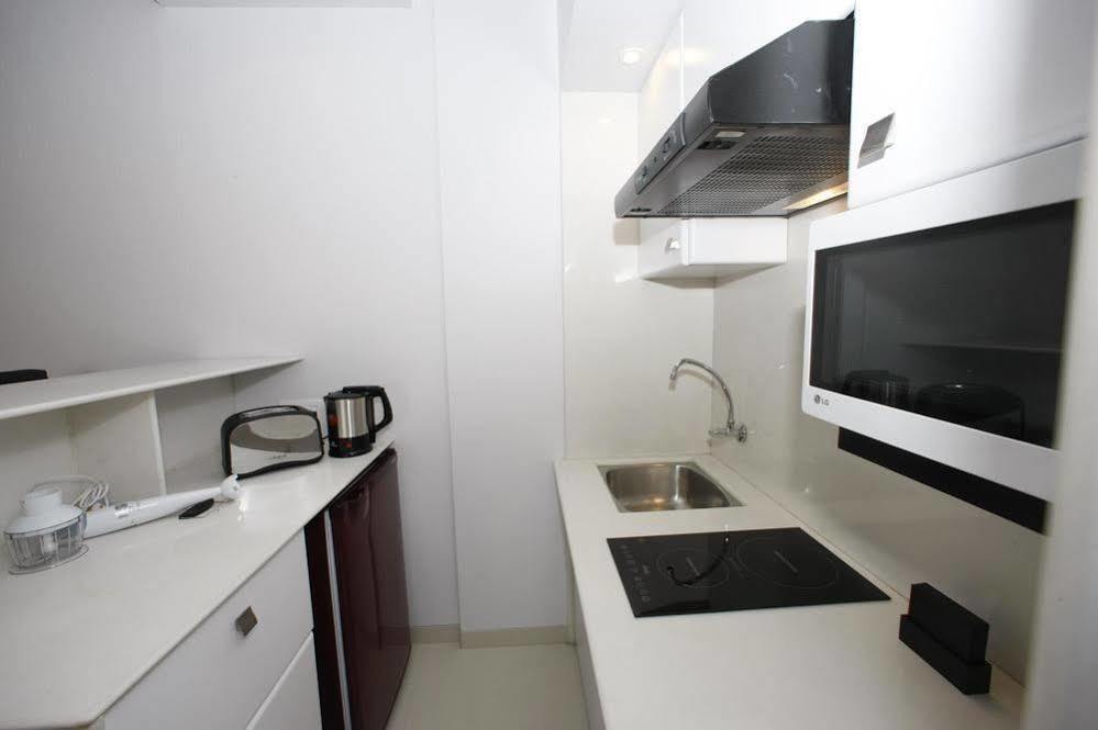Ar Fontana Bay Aparthotel Pune