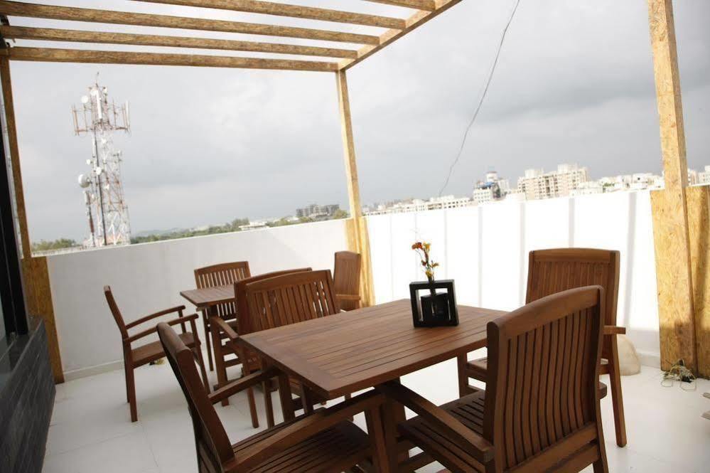 Ar Fontana Bay Aparthotel Pune