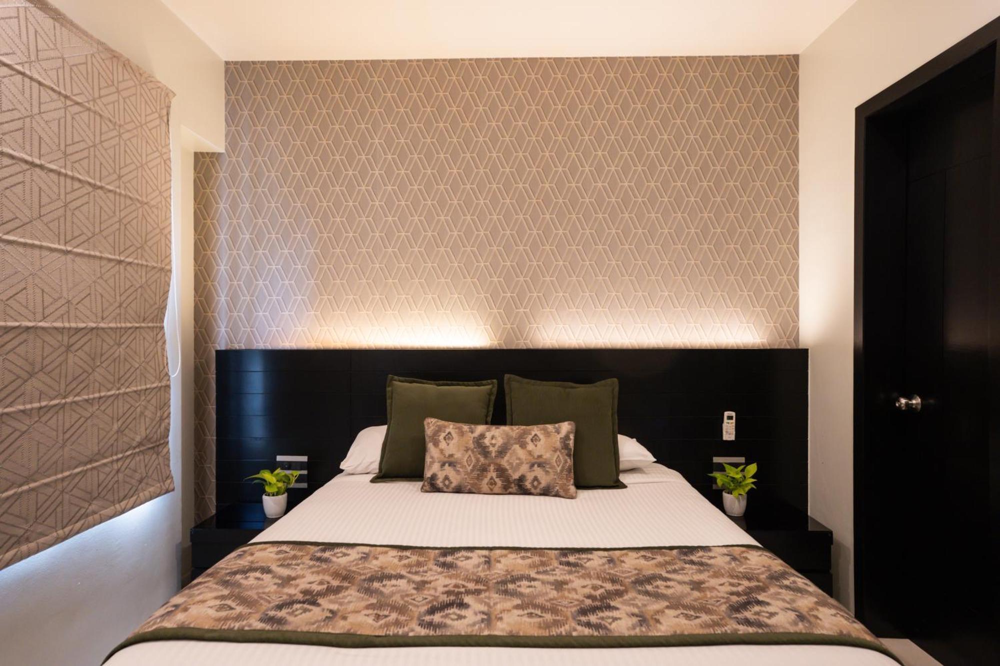 Ar Fontana Bay Aparthotel 3*